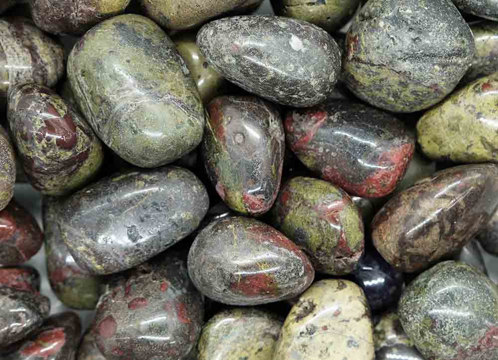 Tumblestone Dragon’s Blood 4-5cm