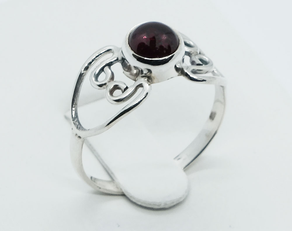 Silver Ring Hearts Garnet