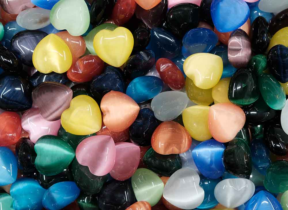 Stone Heart Cat’s Eye 30mm. 1PC
