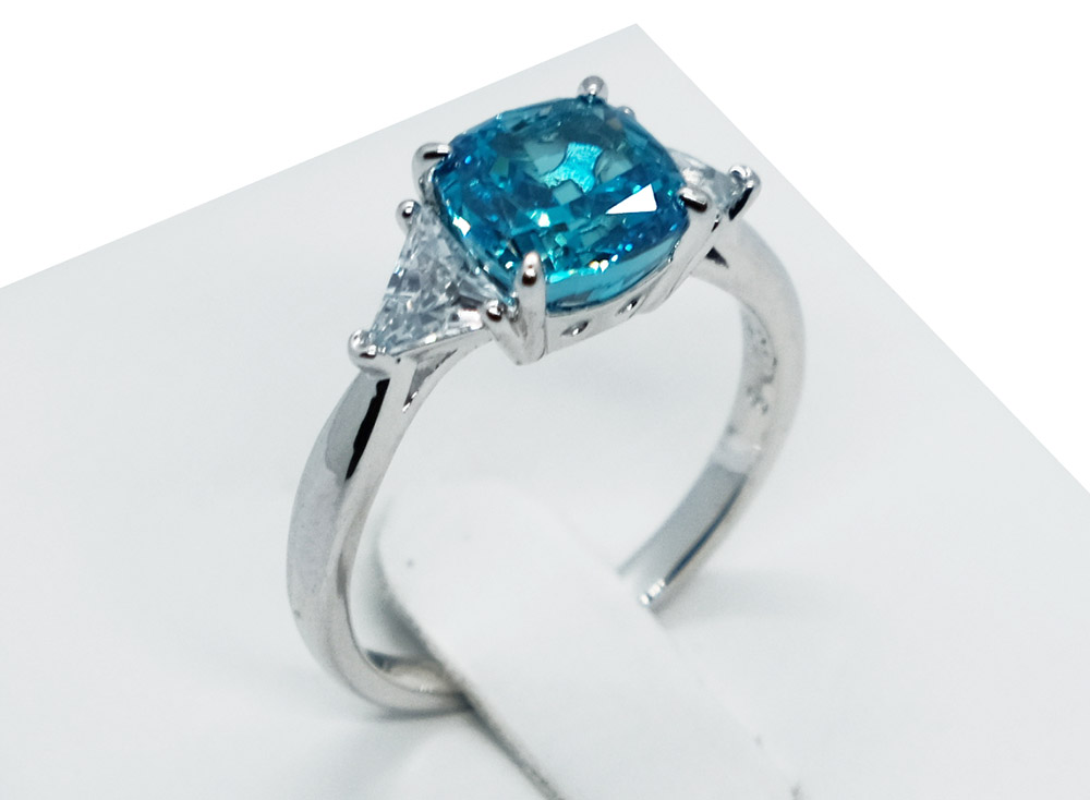 Fashion Ring Blue Square CZ