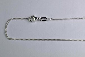 Silver Chain Curb (Various Sizes)
