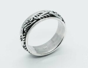 Silver Ring Band Rope Design