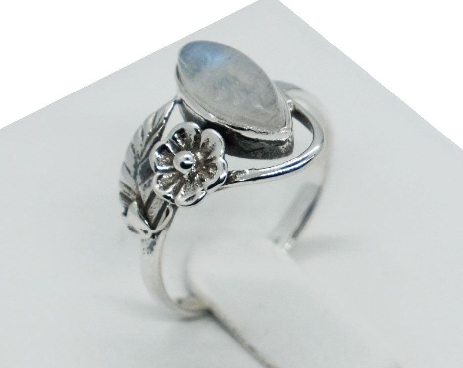 Silver Ring Flower Moonstone