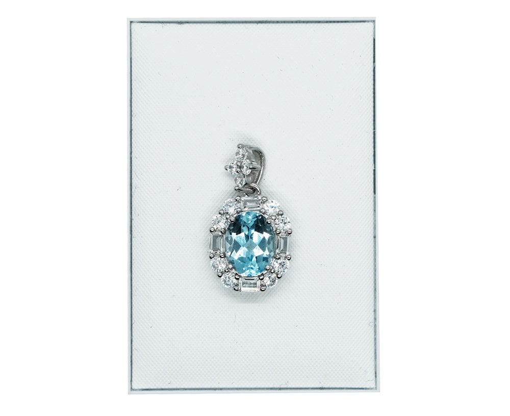 Silver Pendant Topaz