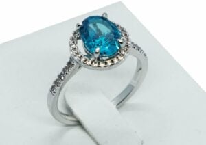 Fashion Ring With Blue Oval CZ