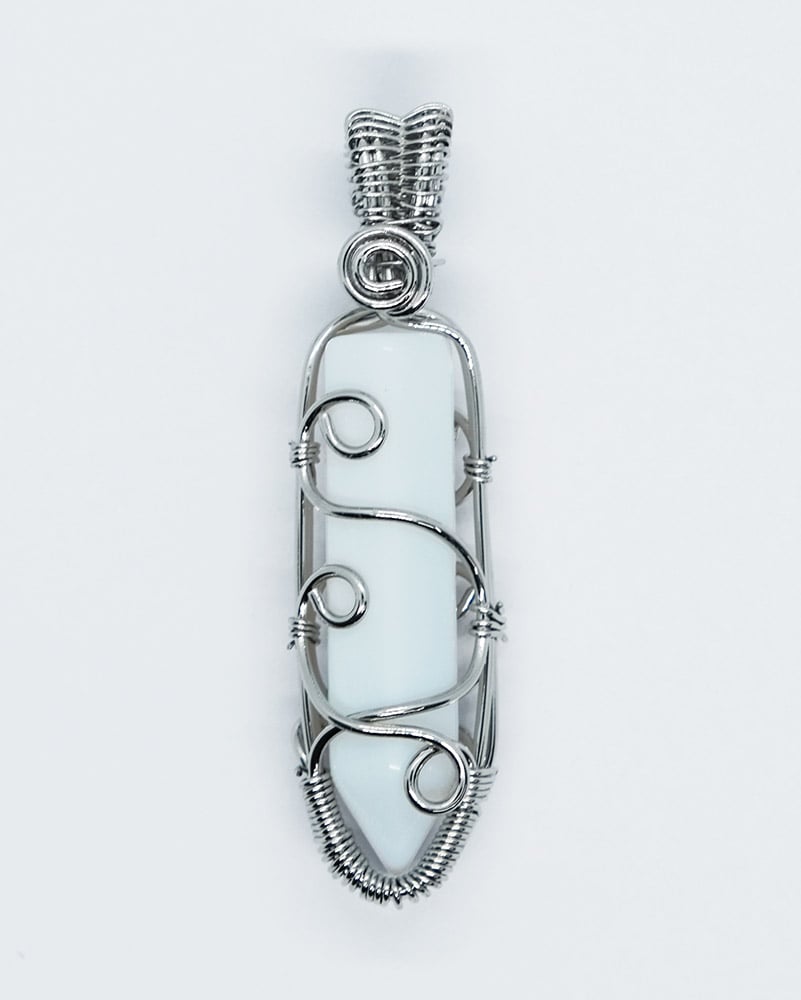 Pendant Point Wired Opalite