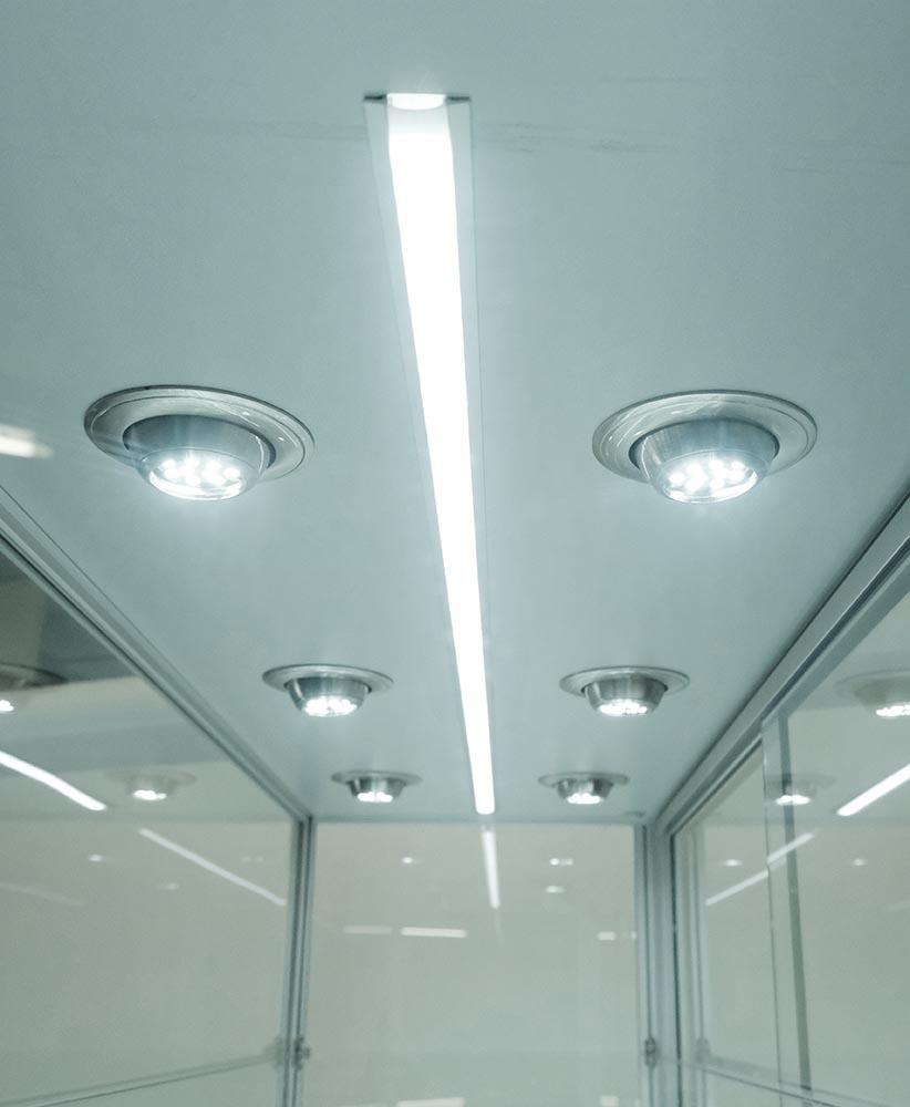 Glass Cabinet 800X400X1980mm 5 Shelves Led Strip Lighting Code 99779 - Image 3