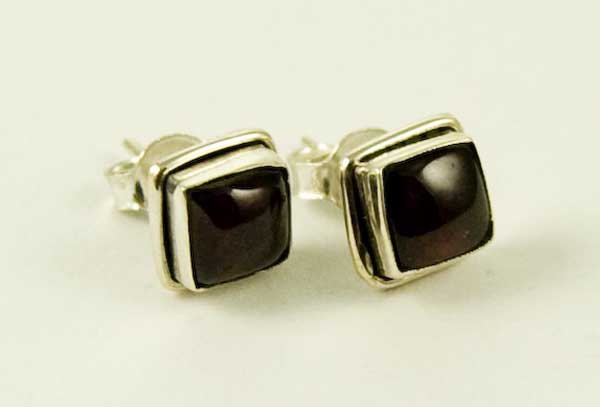 Silver Earring Stud Garnet - Image 2