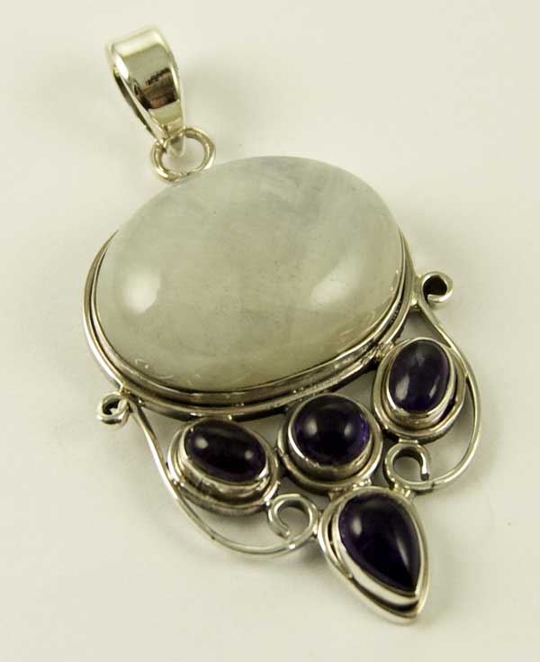 Silver Pendant Oval Stone