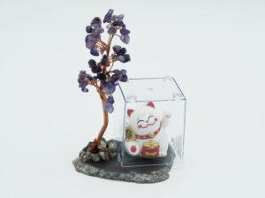 Tree Amethyst Chips Waving Cat