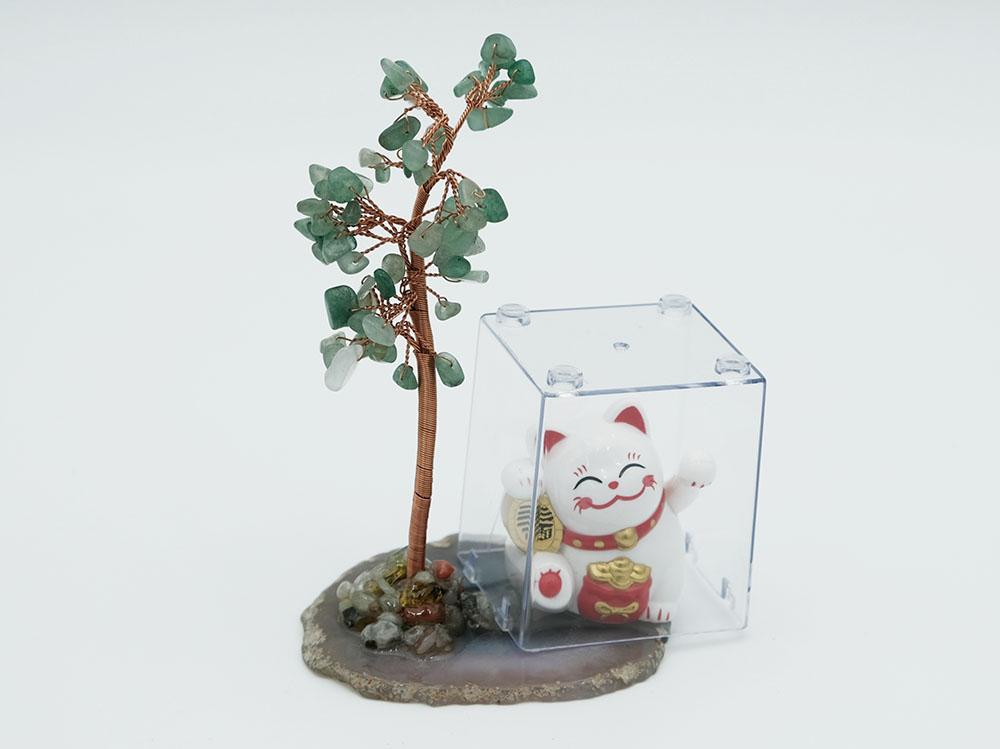 Tree Aventurine Waving Cat